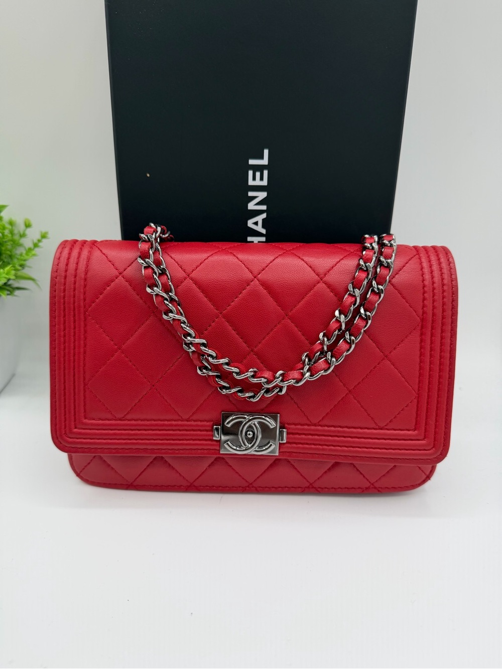 Chanel WOC Red lambskin shoulder bag 🔥